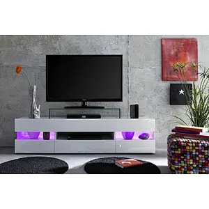 TV BAR