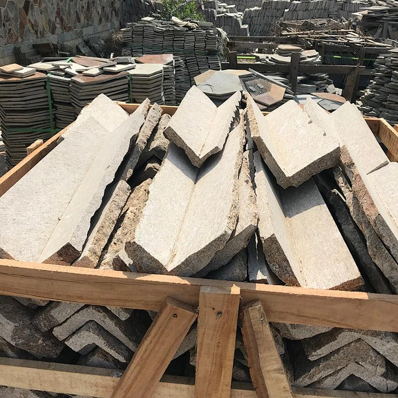 Tiger Skin Yellow Granite Wall Cladding Tiles Corners