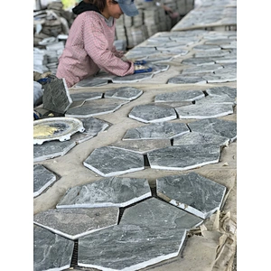 Green Slate Walkway Meshed Paving Flagstone