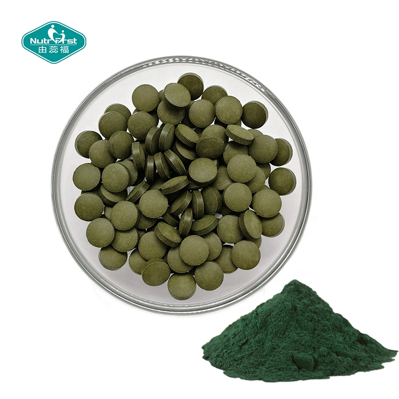 Clorella orgánica a granel 100% pura personalizada y polvo/cápsula/tableta de espirulina con precio de fábrica