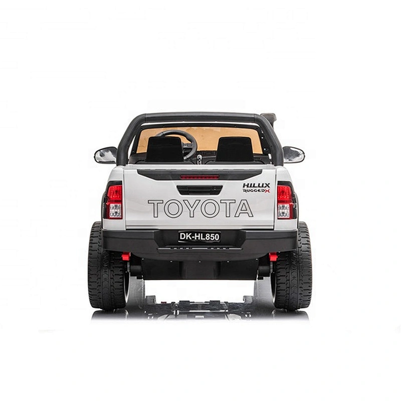 Newest Licensed Toyota Hilux 2019 Baby Battery Jeep Drive Toy Car With Music