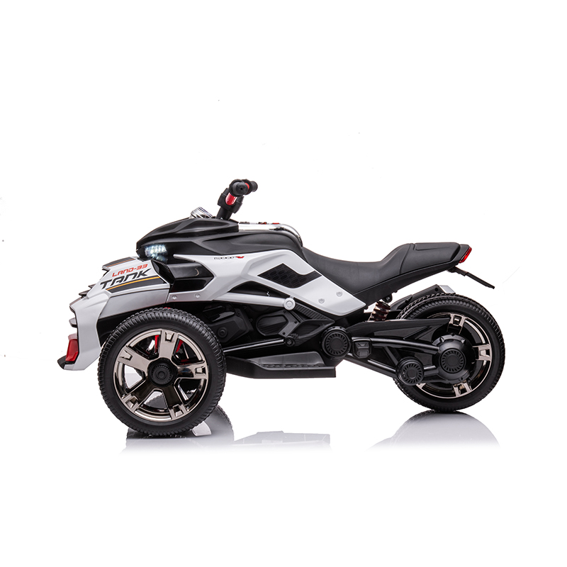 The 2022 four-wheel buggy toy brings more intimate surprises to children