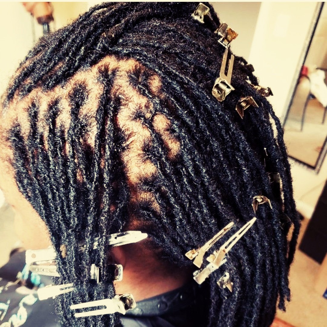 Everything You Need To Know About Interlocking dreads