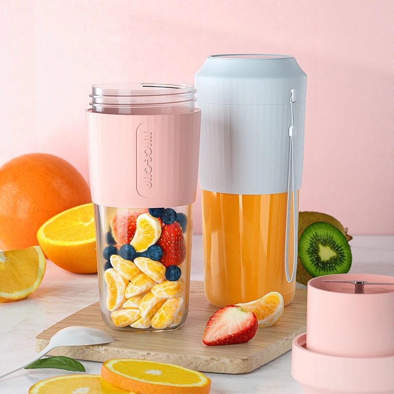 2020 New mini fruit juicer portable juicer