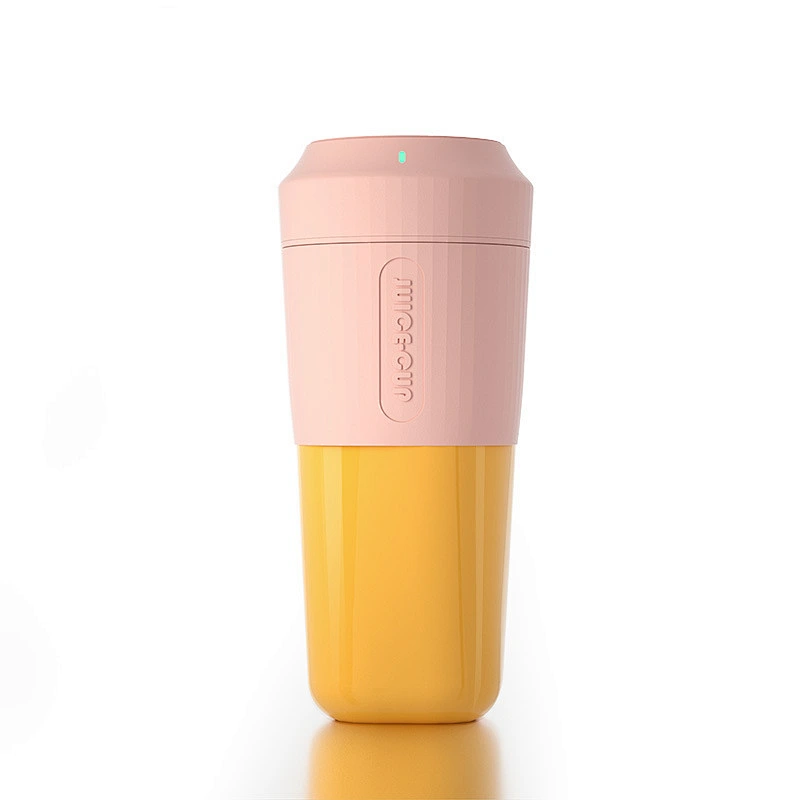 2020 New mini fruit juicer portable juicer