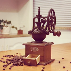 Retro Ferris Wheel Hand Grinder Coffee Bean Grinder