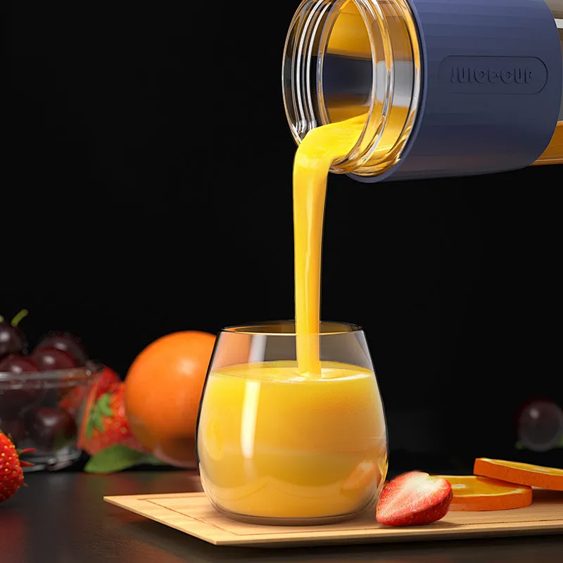 2020 New mini fruit juicer portable juicer