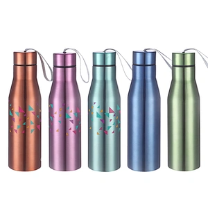 Hot selling 750ml double wall vacuum stainless steel travel water bottles with strap