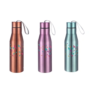 Hot selling 750ml double wall vacuum stainless steel travel water bottles with strap