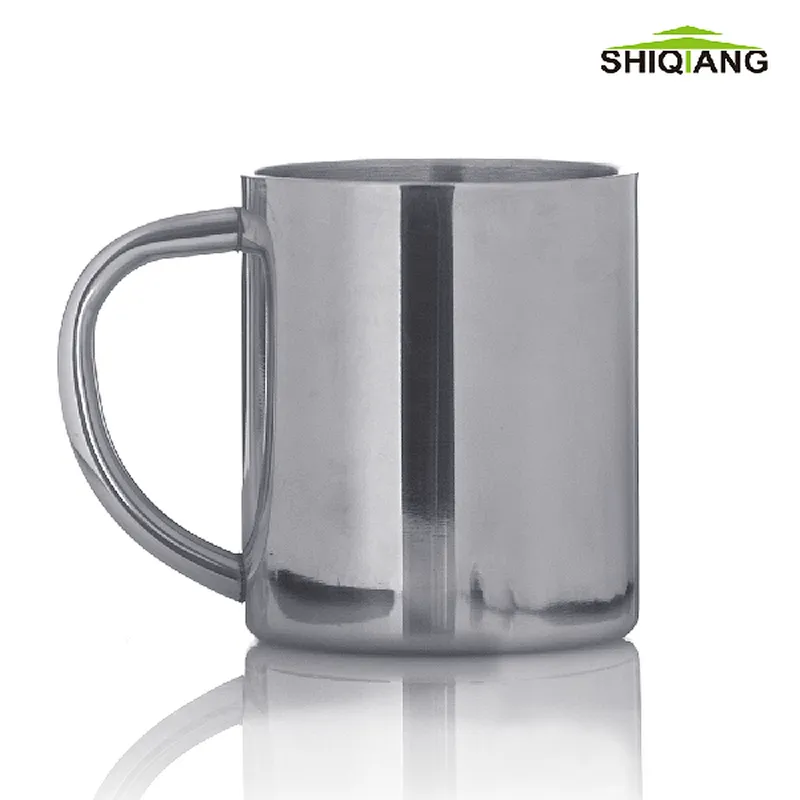 Stainless steel coffee mug with handle