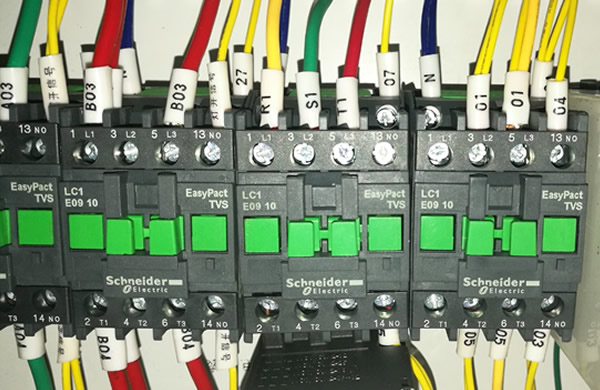 High quality electrical parts like Schneider contact ensure long service life of machine High quality electrical parts like Schneider contact ensure long service life of machine