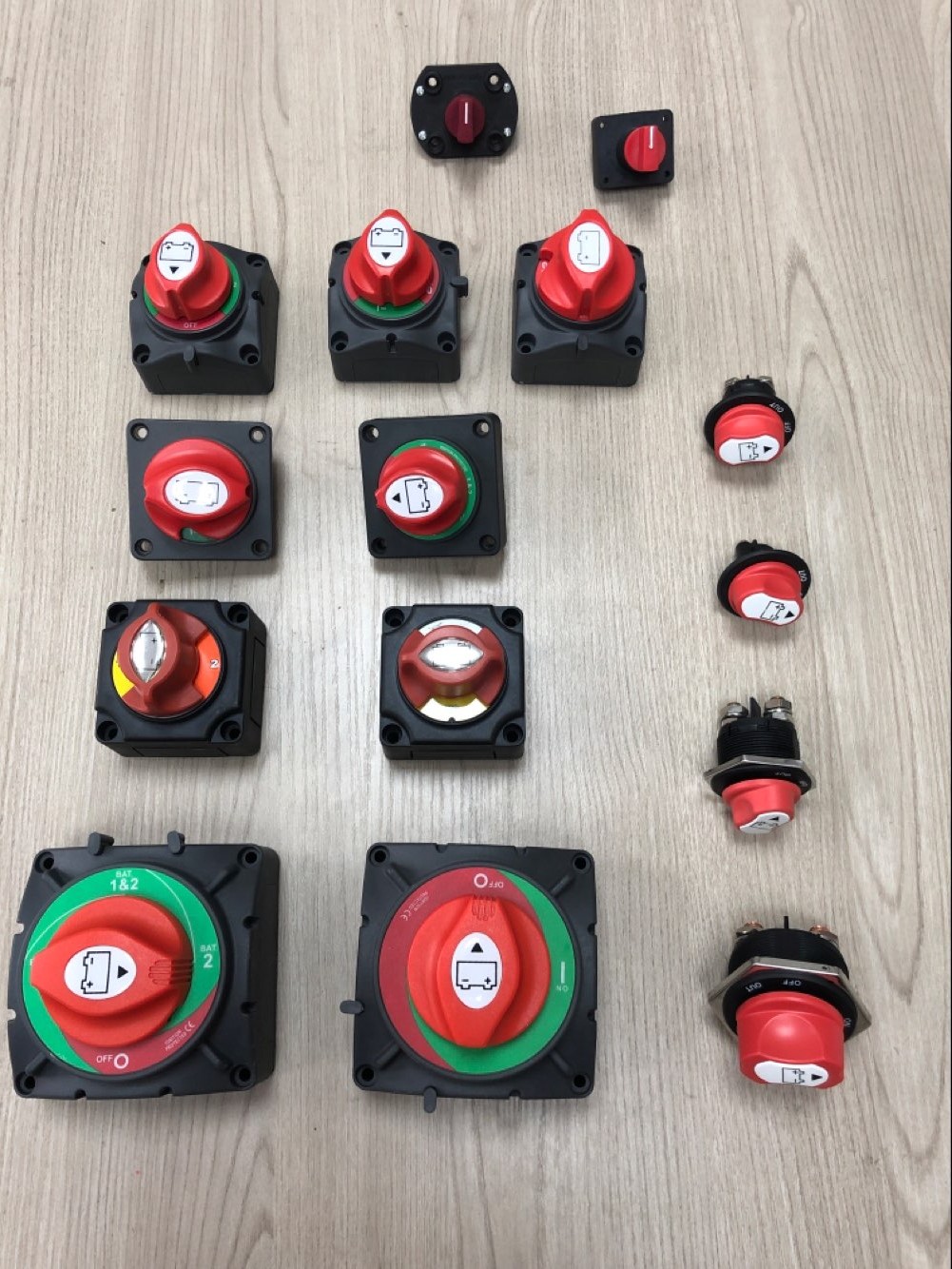 Heavy Duty battery isolator switch