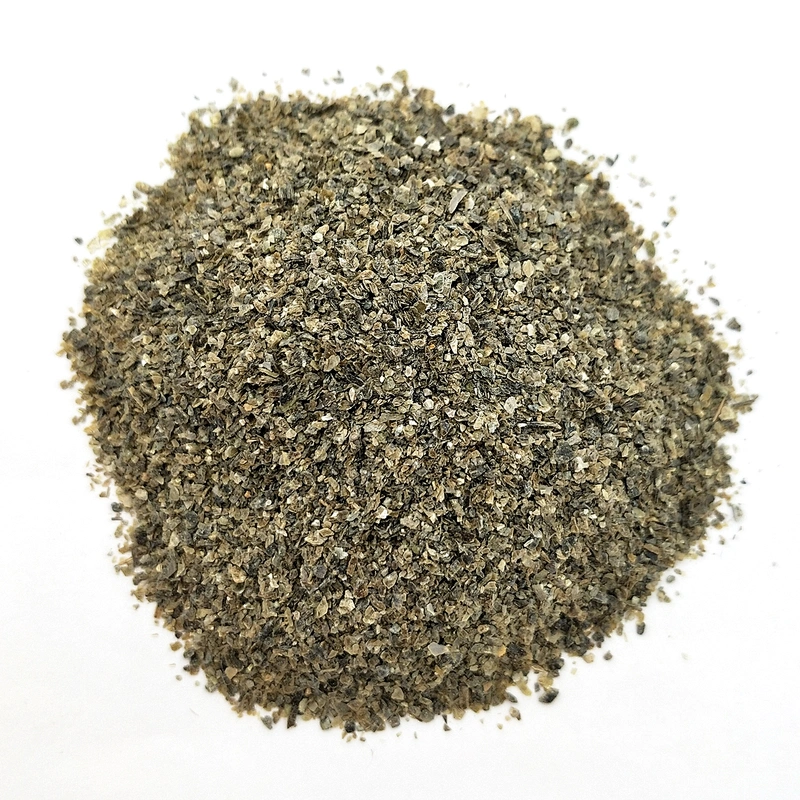 Silver raw vermiculite