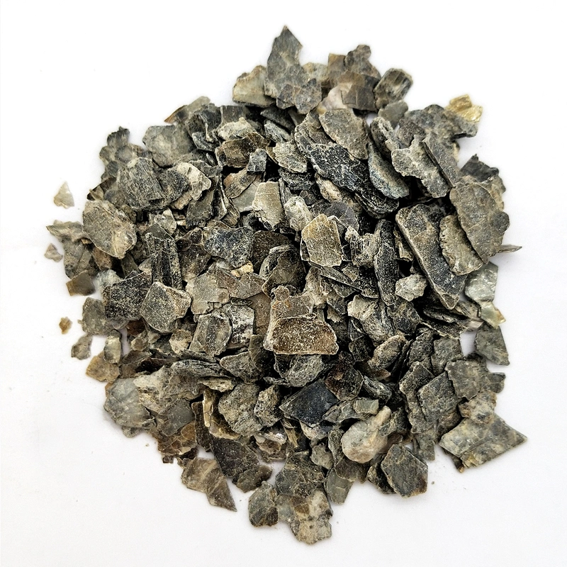 Silver raw vermiculite