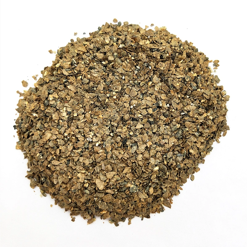 Golden raw vermiculite