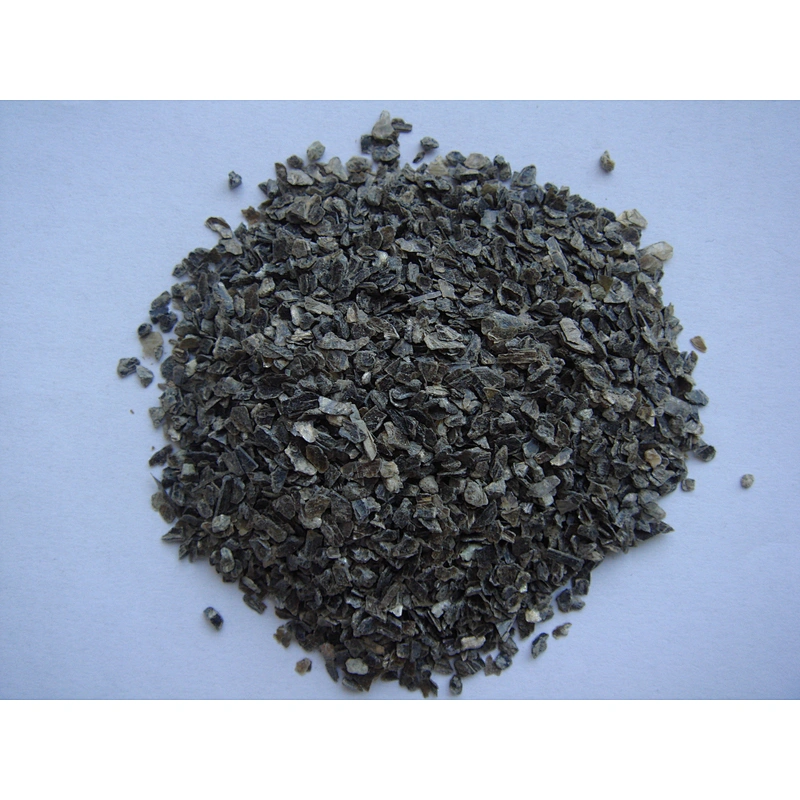 Silver raw vermiculite