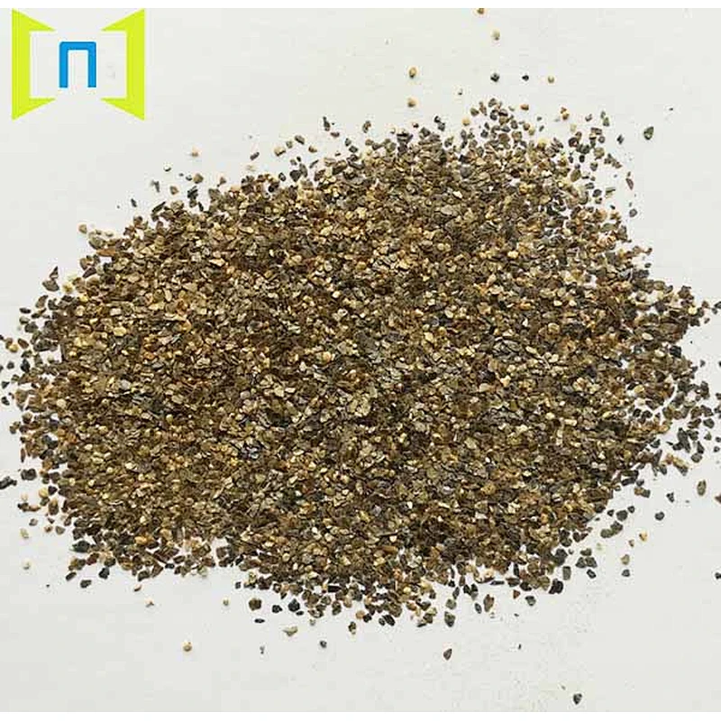 Golden raw vermiculite