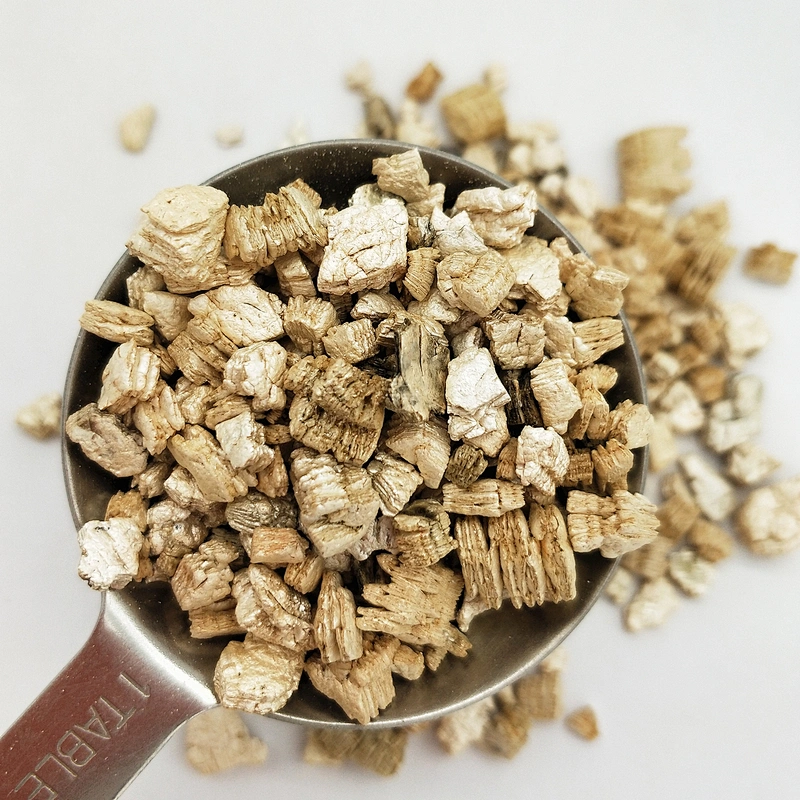 Silver expanded vermiculite