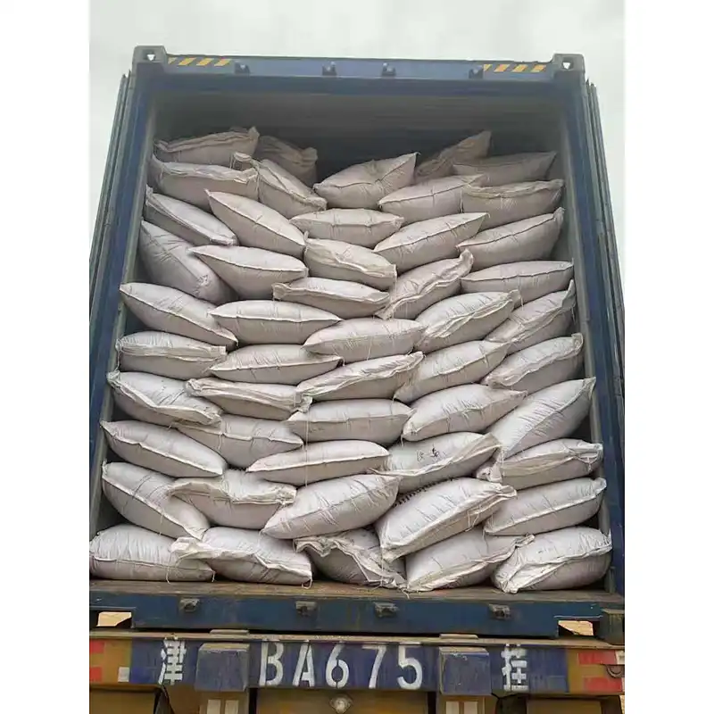 Golden expanded vermiculite