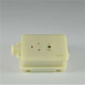 Battery play power and square shape button music boxes