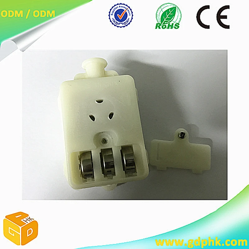 Pre-recorded or voice recording sound module for toys