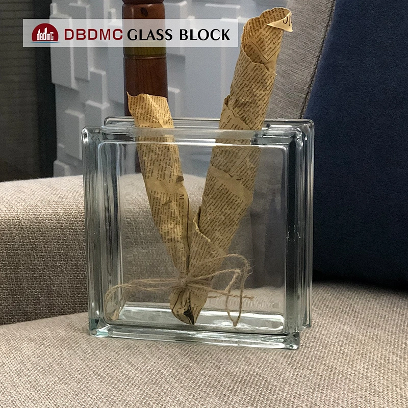 Unsealed hollow transparent glass block