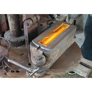 Solid glass block with hole for building wall ,clear glass brick for constructions