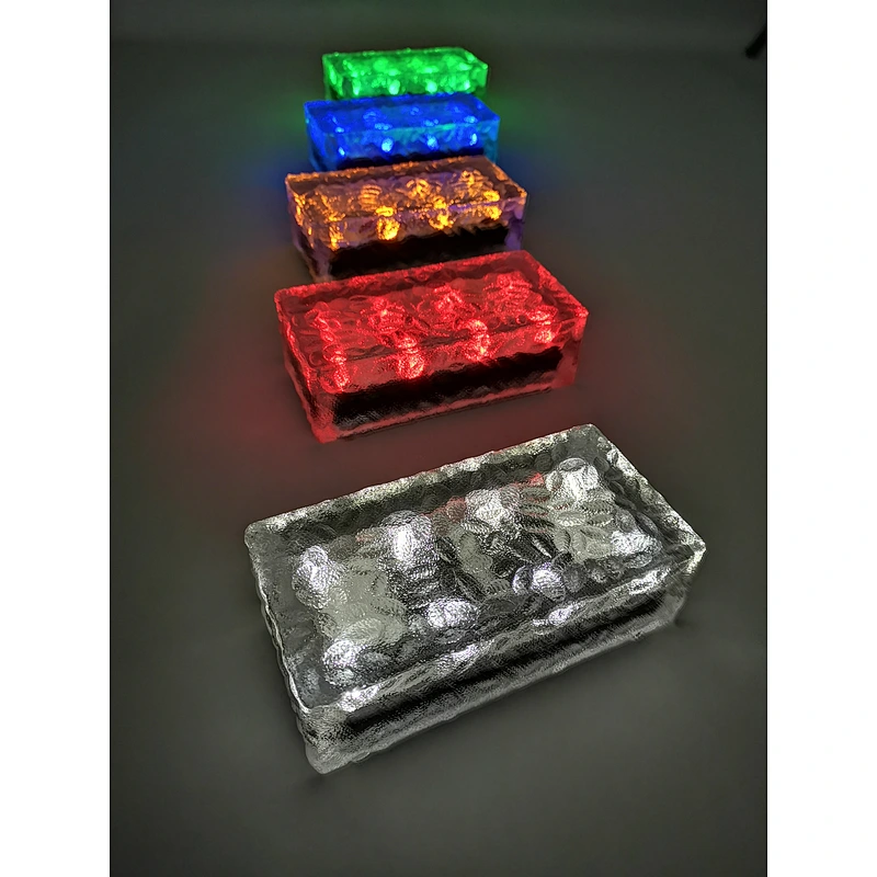 Ice crystal lamps for the square