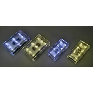 Ice crystal lamps for the square