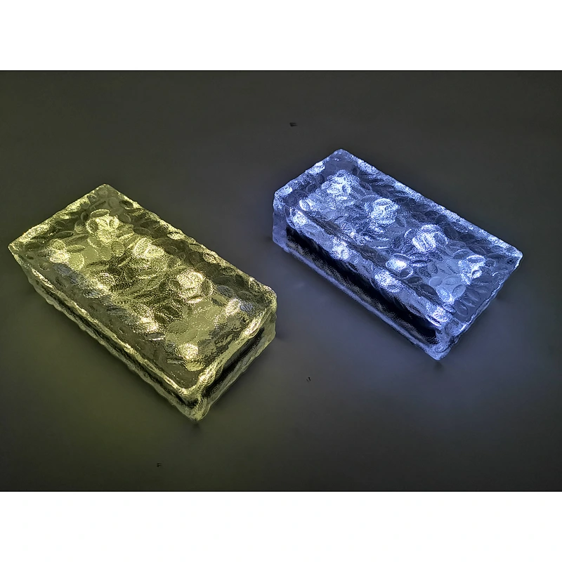 Ice crystal lamps for the square