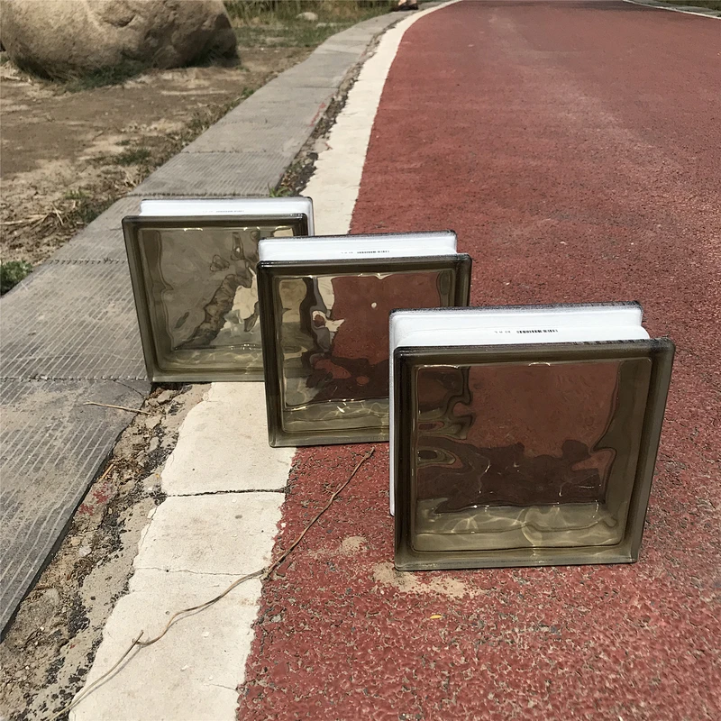 Hollow glass block with brown cloud pattern