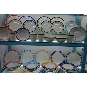 COLOR GLAZED PLATE