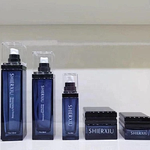 Square Glass Cosmetic Bottles Set Cream jars and Lotion Bottles with Pump or Cap