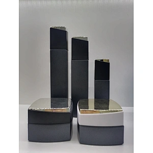 Refillable empty cosmetic glass packaging set 120ml 100ml 50ml 50g 30g lotion bottles and cream jars matt black surface