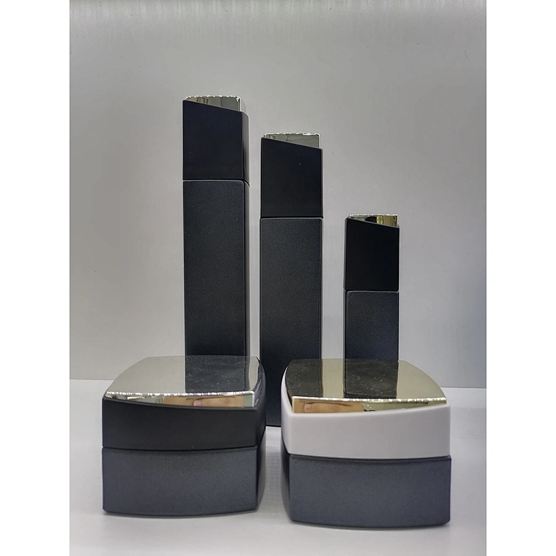 Refillable empty cosmetic glass packaging set 120ml 100ml 50ml 50g 30g lotion bottles and cream jars matt black surface