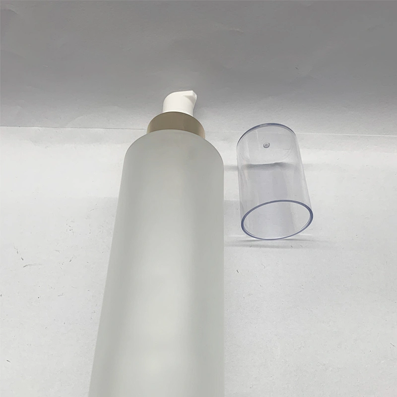 150ml frosted white pump spray glass cosmetic bottle with transparent cap