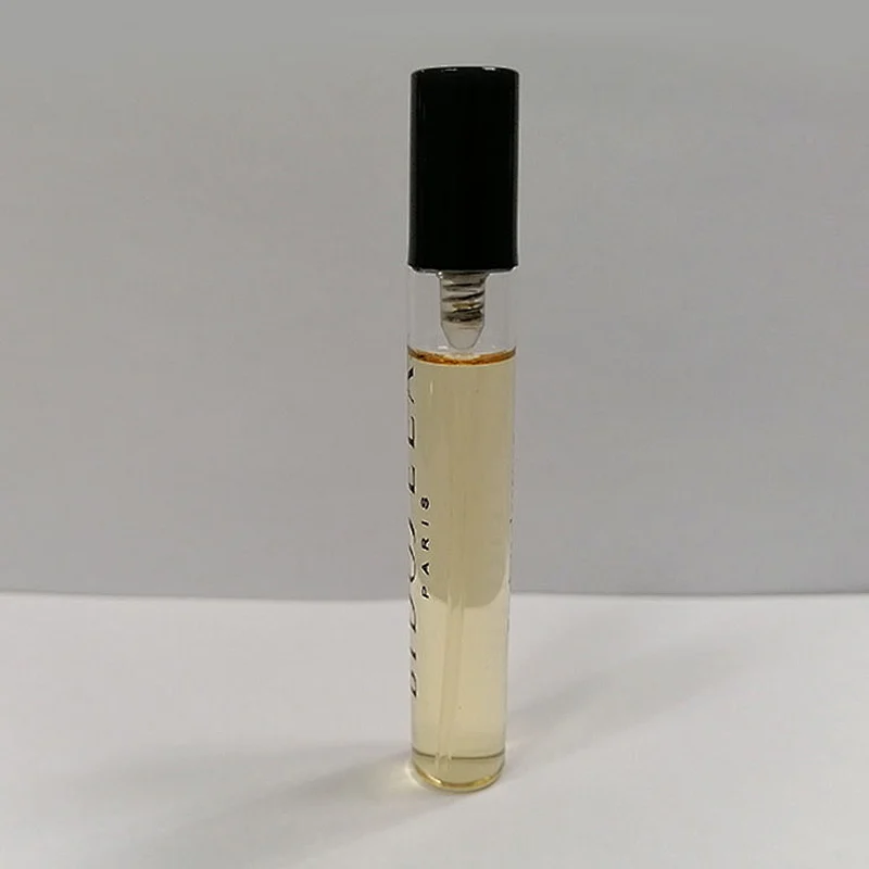 Safety Luxury Sprayer Bottles Plastic Aluminum Cover 10Ml Perfume Bottles