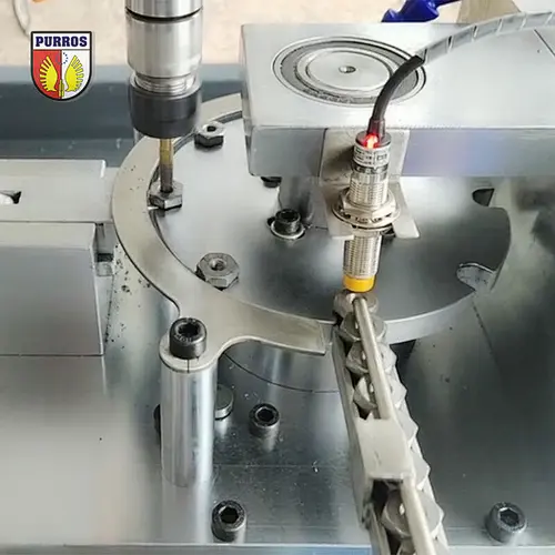 Auto Tapping Machine For Motorcycle Brake Adjusting Nut