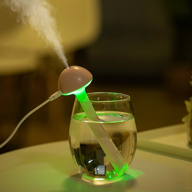 Humidifier Mini Portable Cool Mist Humidifier  Mini Air Humidifier Car water Bottle