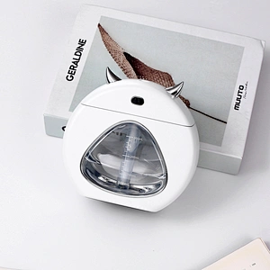 High Quality USB portable Air humidifier diffuser home office  tabletop air humidifier