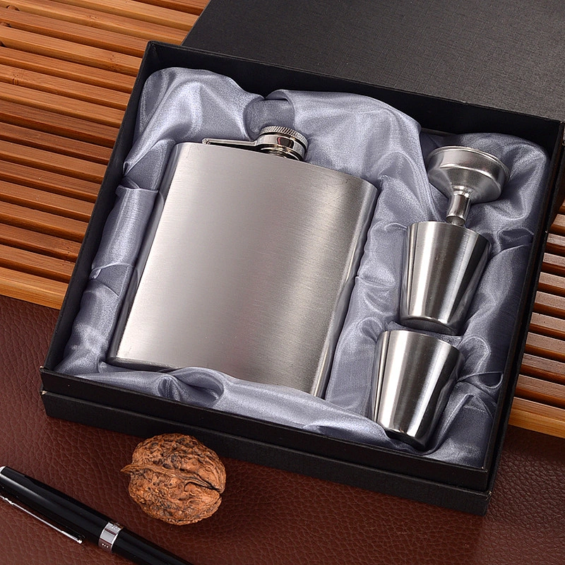 Portable Stainless Steel Hip Flask with Cups  Funnel Cup Travel 7 oz Custom Logos  Promotional Gifts