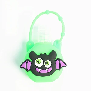 Fast producing lots designs in stock custom pantone color 30ml Silicone cover bulk pocket hand sanitizer