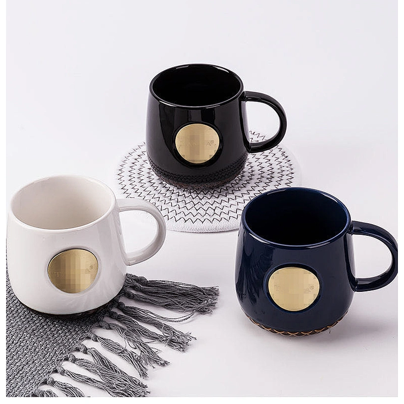 Customized high quality luxurious ceramic cofffe mugs water cup tea cup with handgrip