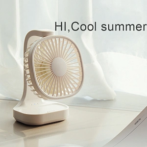 2020 hot sale Handy travel  Table fan usb rechargeable mini clip  fan  use Baby pram home office