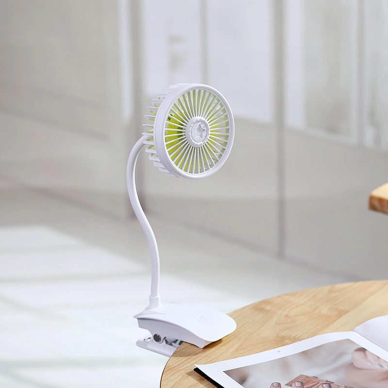 2020 hot sale Factory wholesale price Oscillating clip fan New Foldable mini  clip fan portable rechargeable  usb car mini  fan