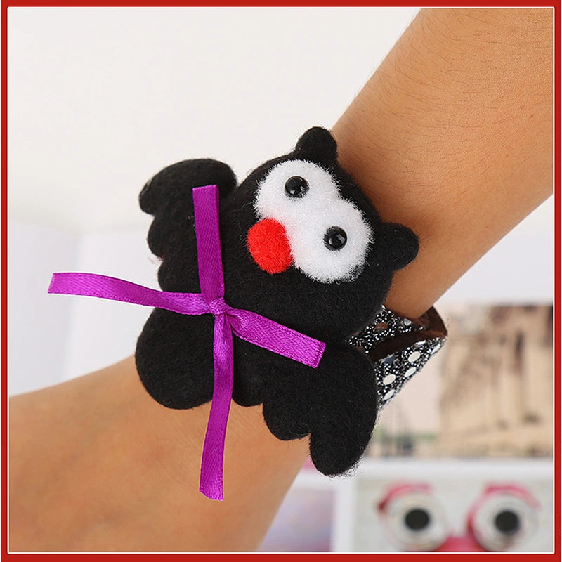 Wholesale custom Halloween Decoration Pumpkin Bat Ghost Patting Circle Bracelet Luminous Paillette Wristband
