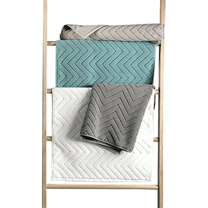 Custom High Quality Bath Mat Thick Absorbent 100% China Cotton  Non-Slip Five Star Hotel Bath Mat