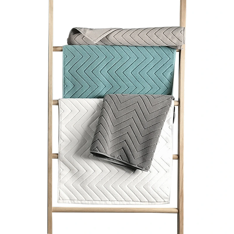 Custom High Quality Bath Mat Thick Absorbent 100% China Cotton  Non-Slip Five Star Hotel Bath Mat
