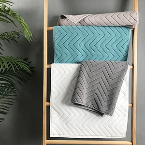 Custom High Quality Bath Mat Thick Absorbent 100% China Cotton  Non-Slip Five Star Hotel Bath Mat