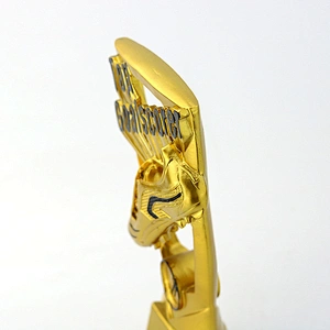 High quality custom sport Promotional Gifts trophy gold resin football trophy soccer match  trophy